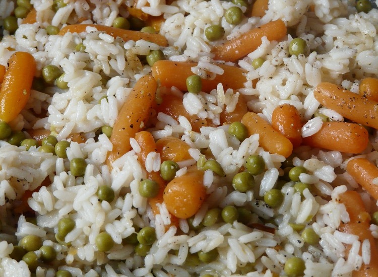 Vegan Risotto with Peas and Carrots - Vegan Recipe