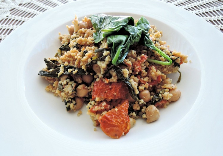 Vegan Recipe - Vegan Couscous, Chickpeas, Spinach and Sun Dried Tomatoes
