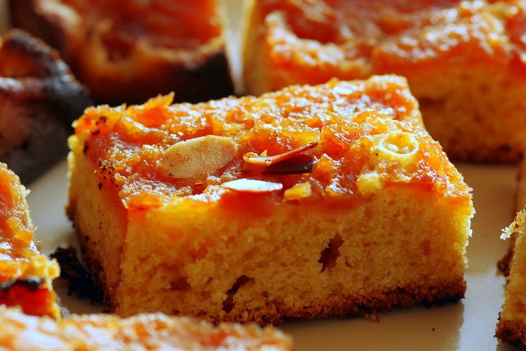 Vegan Recipe - Vegan Almond Apple Pie Cake
