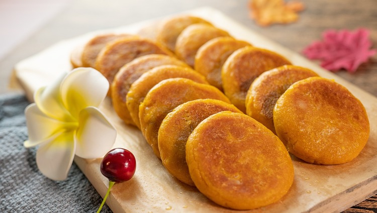 Vegan Recipe - Mini Vegan Pumpkin Pancakes