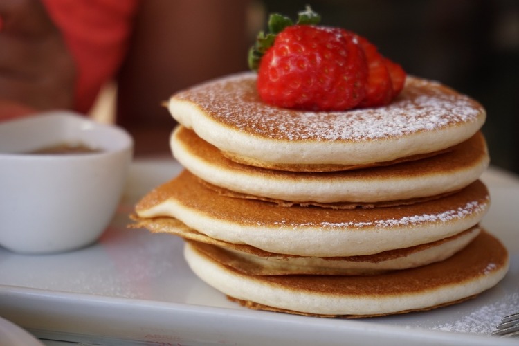 Vegan Pancakes with Strawberries - Vegan Recipe