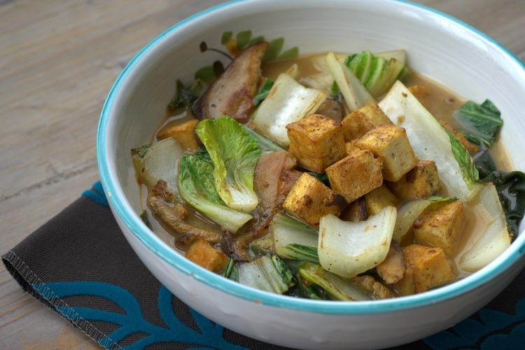 Vegan Miso Soup with Tofu and Bok Choy - Vegan Recipe