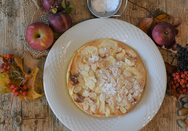 Vegan Recipe - Vegan Almond Apple Pancakes
